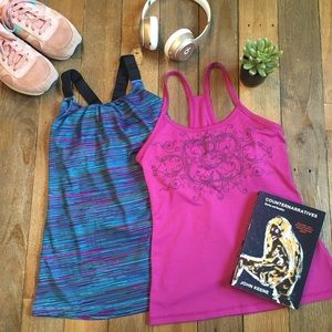 Set of 2 performance tank tops